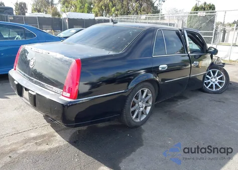 2006 Cadillac Dts Performance z USA, uszkodzony, nr VIN 1G6KD57916U113264